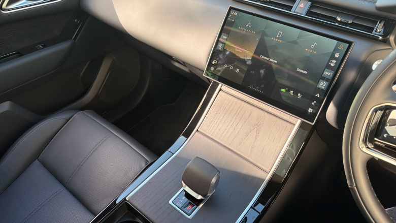 Land Rover Range Rover Velar 2.0 D200 MHEV Autobiography 5dr Auto [Revised] Diesel Estate